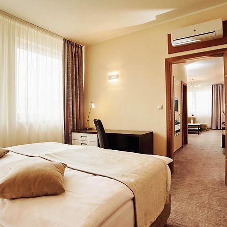 Privilege - Empire Hotels Group Kosice Bagian luar foto