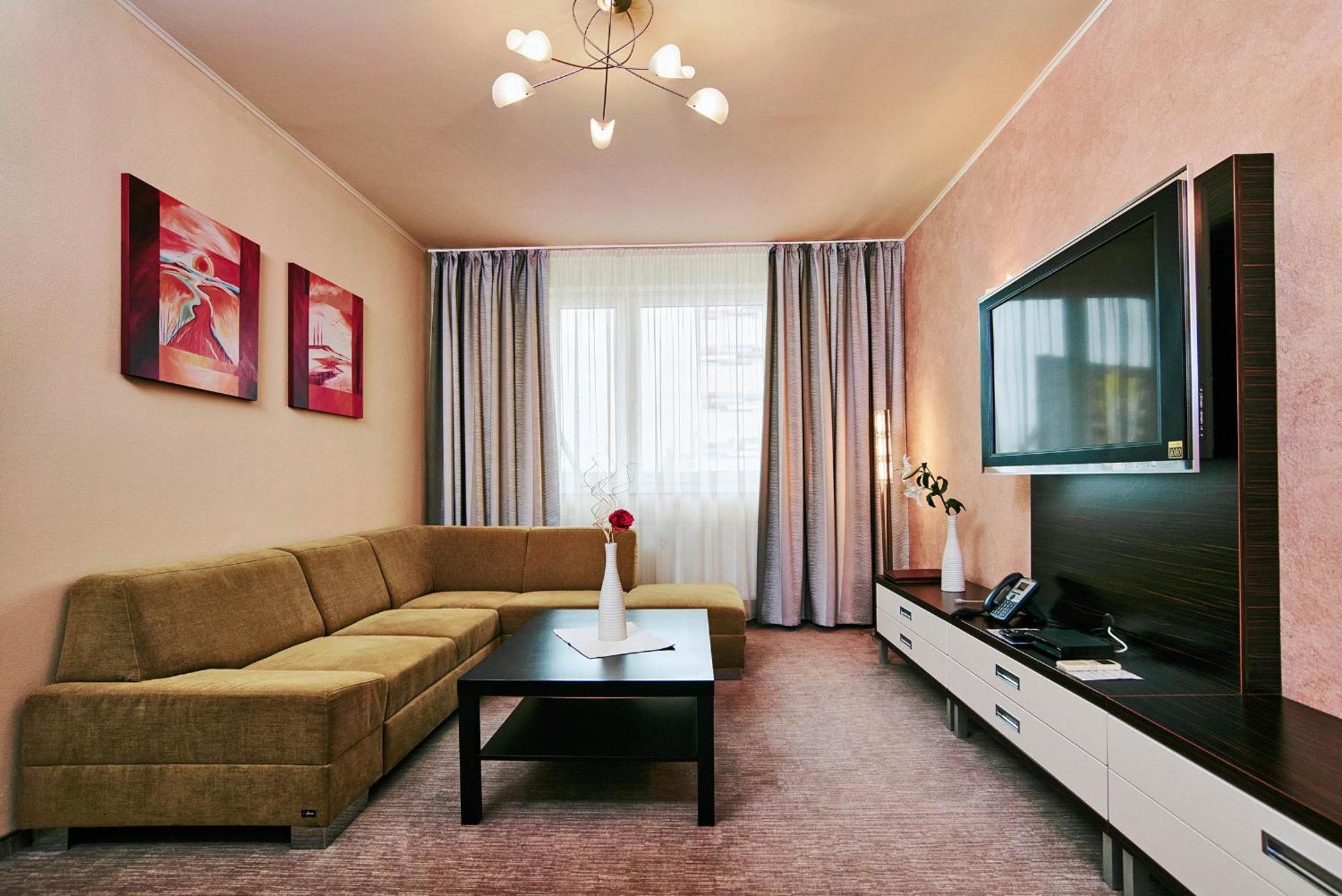 Privilege - Empire Hotels Group Kosice Bagian luar foto