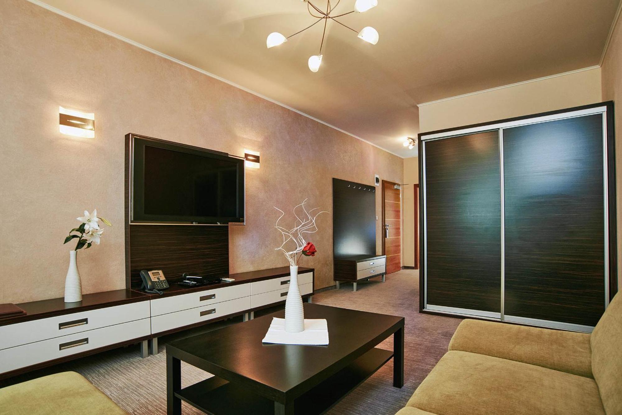 Privilege - Empire Hotels Group Kosice Bagian luar foto