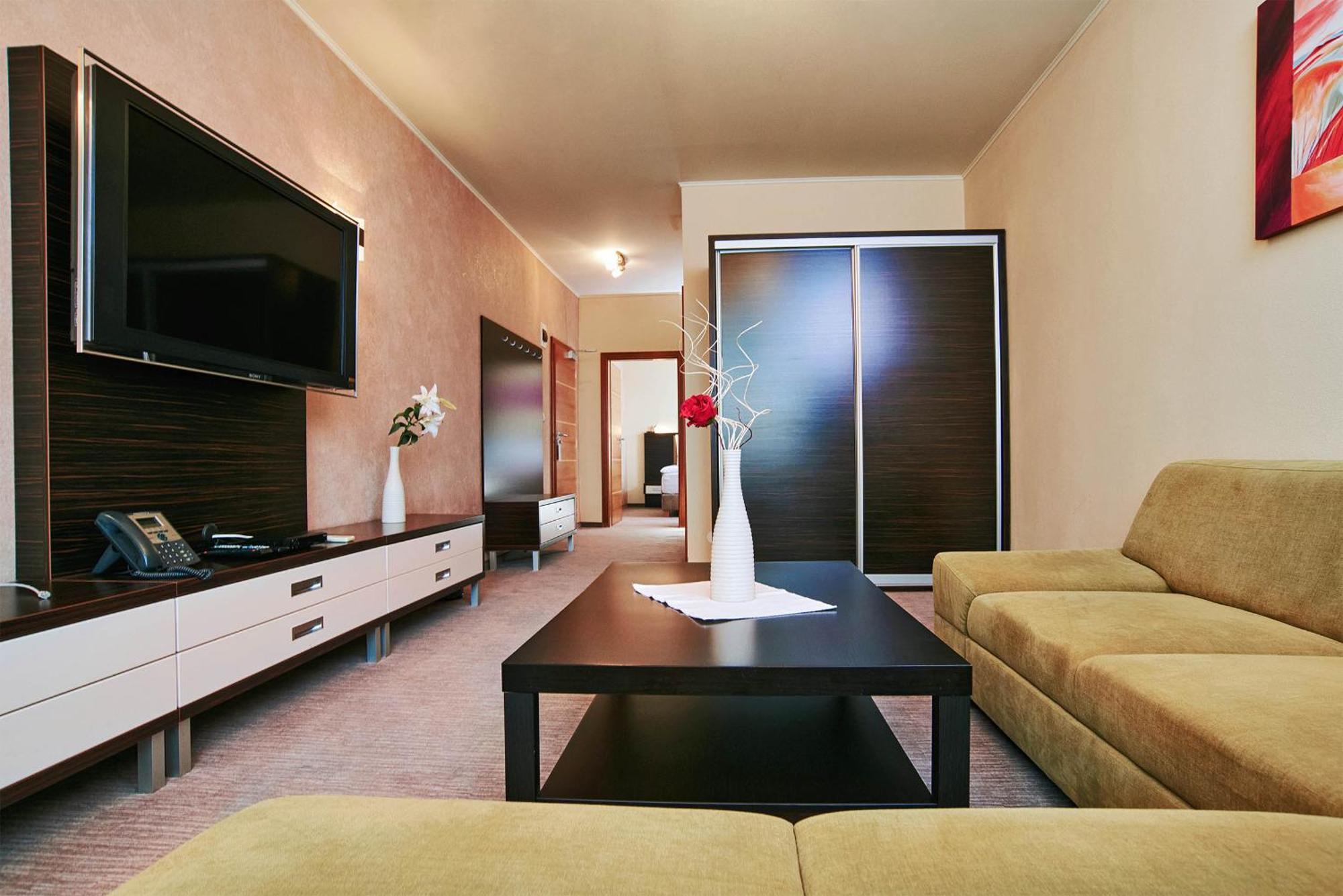 Privilege - Empire Hotels Group Kosice Bagian luar foto