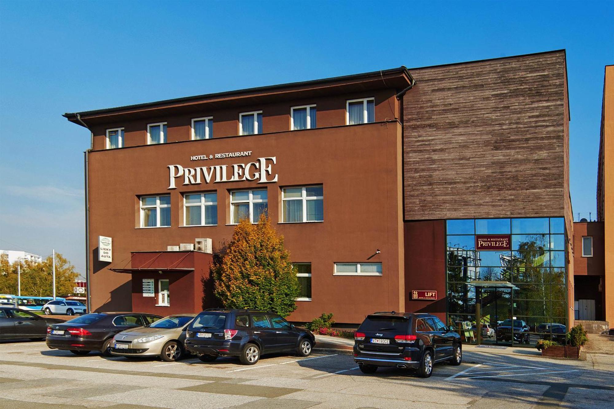 Privilege - Empire Hotels Group Kosice Bagian luar foto