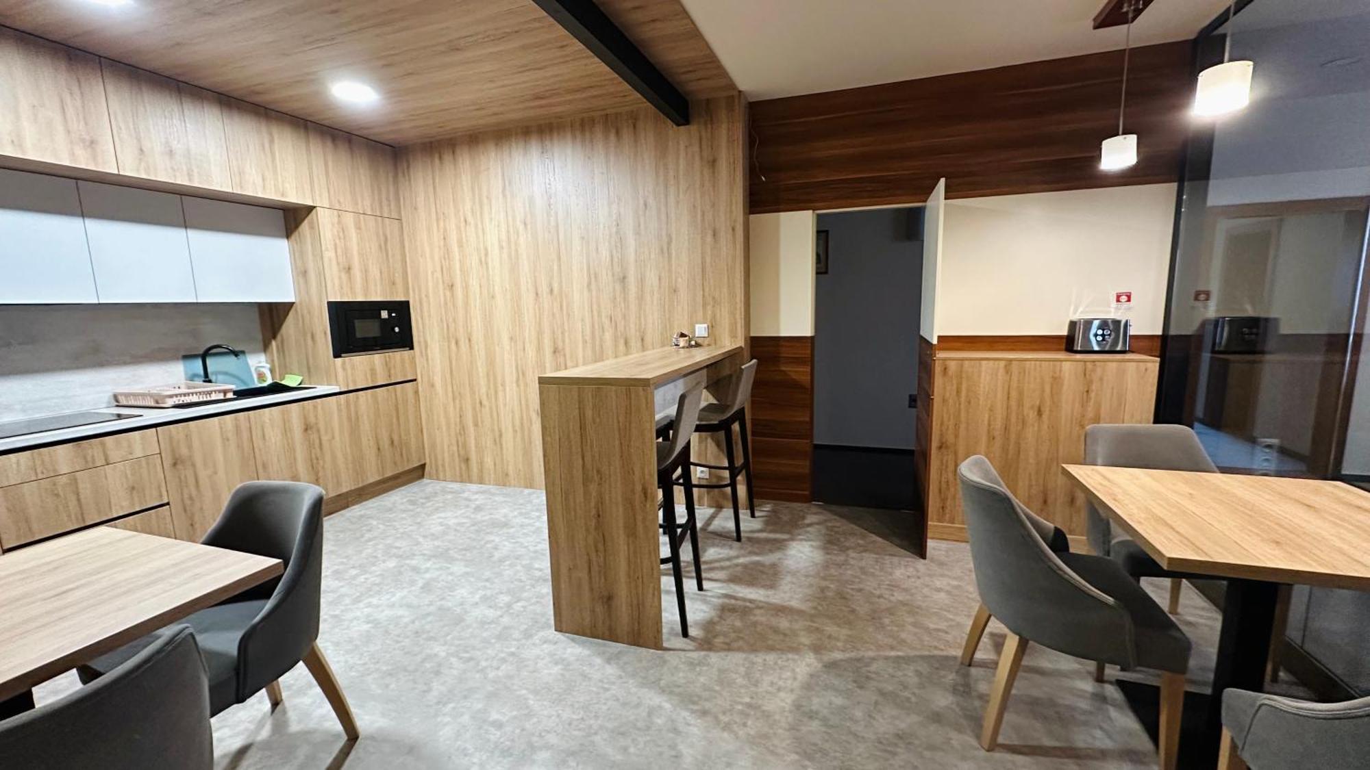 Privilege - Empire Hotels Group Kosice Bagian luar foto