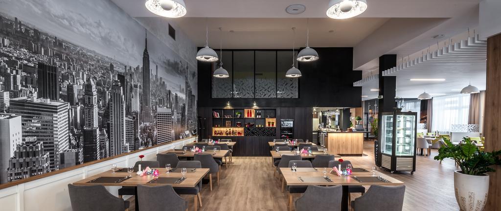 Privilege - Empire Hotels Group Kosice Bagian luar foto