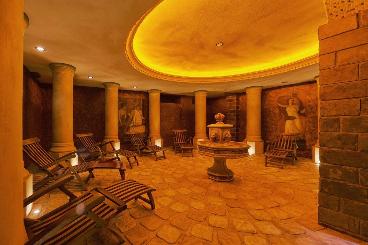 Privilege - Empire Hotels Group Kosice Bagian luar foto